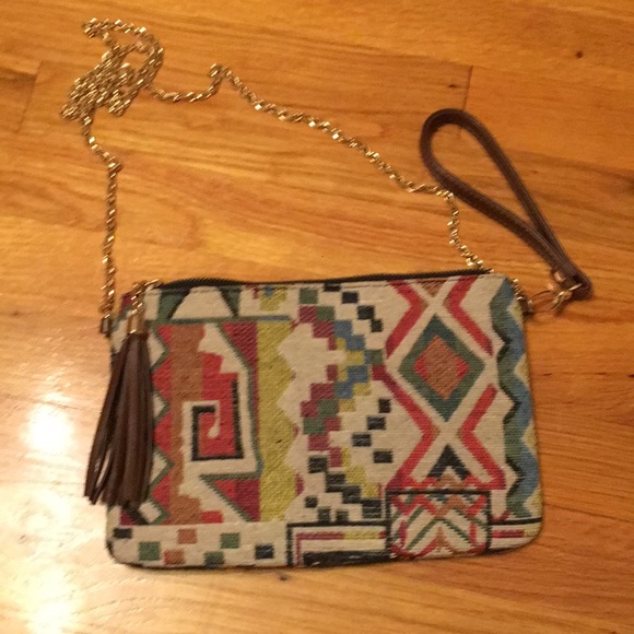Crossbody.Great condition. Used a few times - Picture 2 of 3